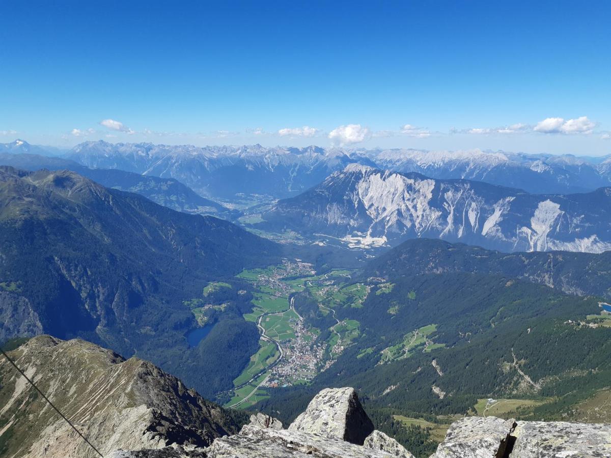 Your Basecamp! Roppen Екстериор снимка